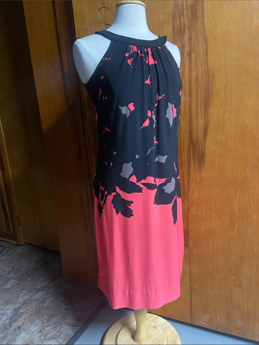 JULIAN TAYLOR Sleeveless Coral and Black Printed Halter Dress 8